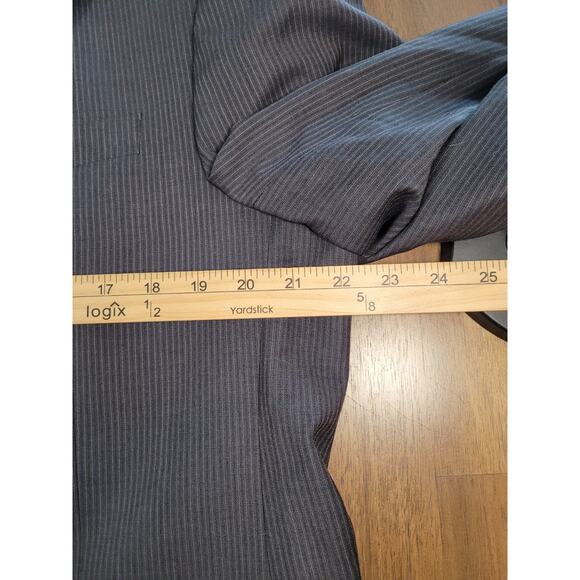 Ralph Ralph Lauren 100% Wool Gray Pinstripe Suit 42L / 36x31 EUC - Picture 4 of 10
